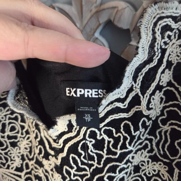 Express Dress Black cream lace floral embroidery XS NWT's - Picture 2 of 9